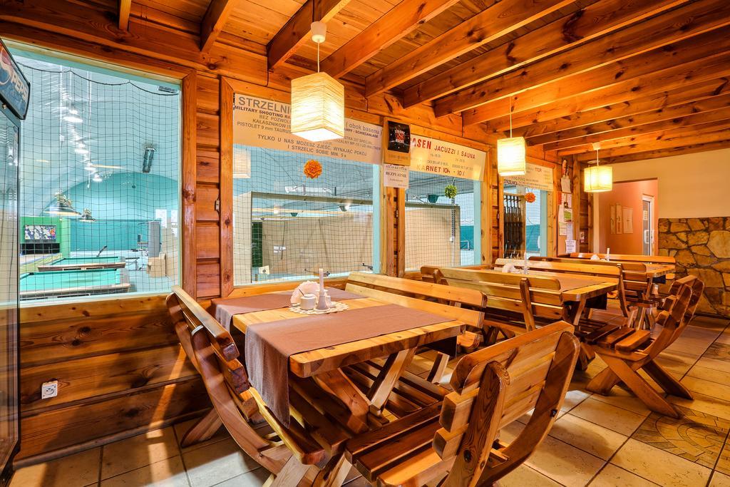 שאוסטוביצה Hotel Tenis מראה חיצוני תמונה